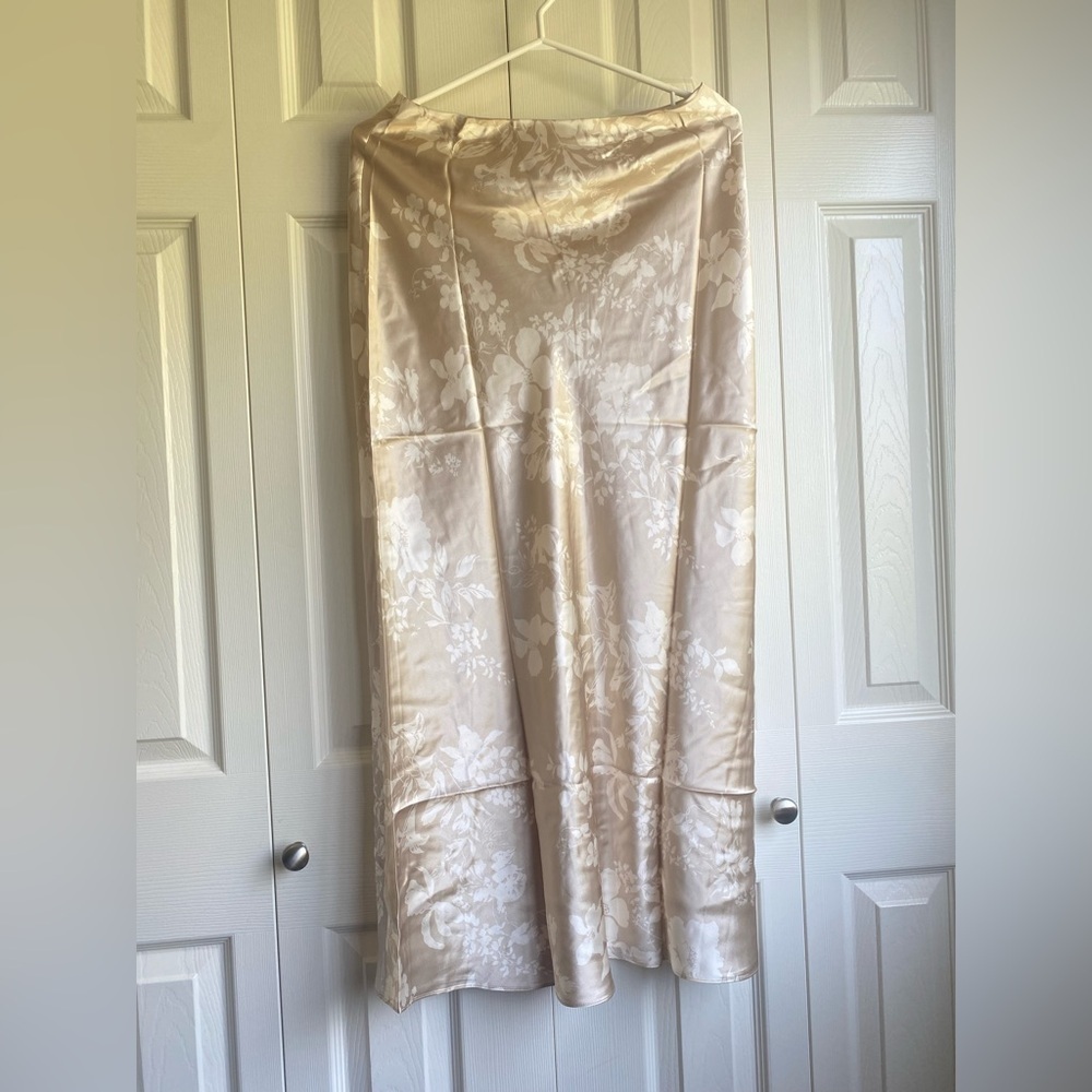 New Reformation Beba Silk Two Pieces Set - Picture 12 of 15